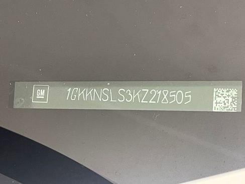 Used 2019 GMC Acadia SLE w/ Driver Alert Package I image 28