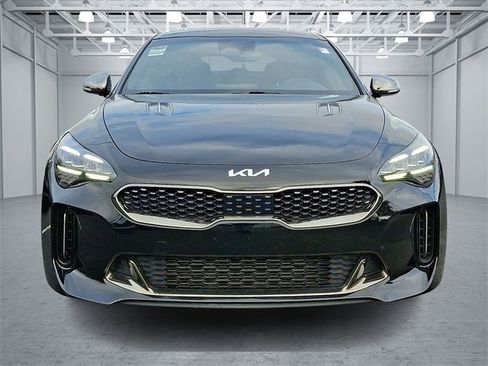 Used 2022 Kia Stinger GT1 image 2