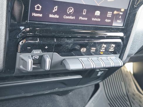 New 2026 RAM 3500 Tradesman AWD/4WD image 27