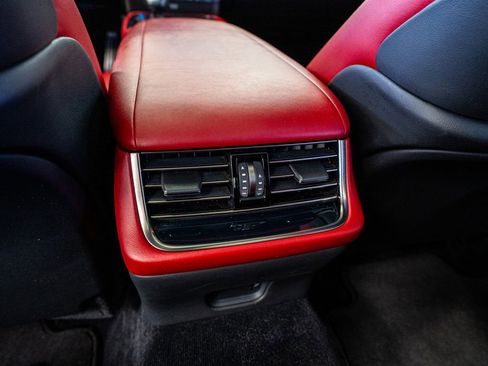 Used 2019 Lexus LS 500 F Sport image 52