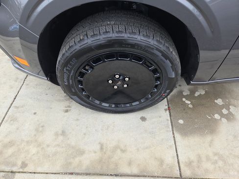 New 2026 Ford Maverick Lobo image 9