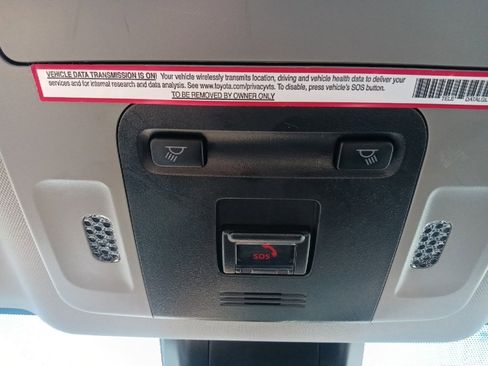 Used 2023 Toyota Camry SE image 26