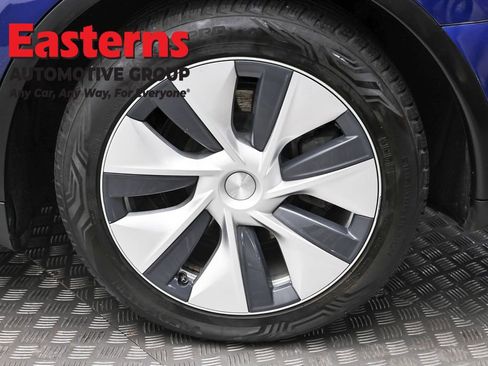 Used 2020 Tesla Model Y Long Range AWD/4WD image 8