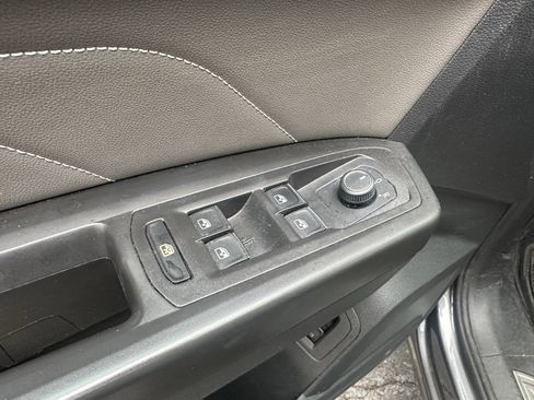 Used 2023 Volkswagen Atlas SEL image 22