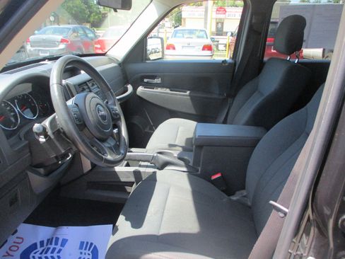 Used 2012 Jeep Liberty Sport w/ Popular Equipment Group image 10