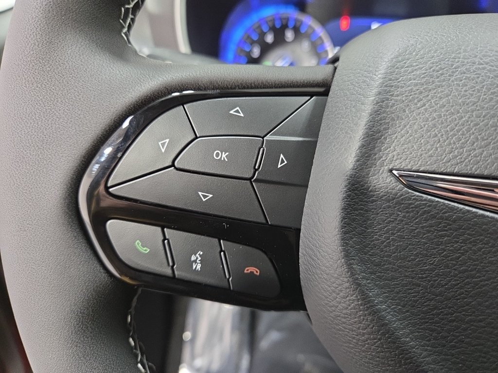 New 2026 Chrysler Pacifica Select w/ S Appearance Package FWD image 14