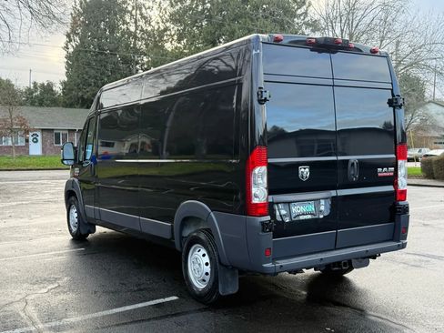 Used 2018 RAM ProMaster 2500 w/ Mopar Trailer Tow Group image 3