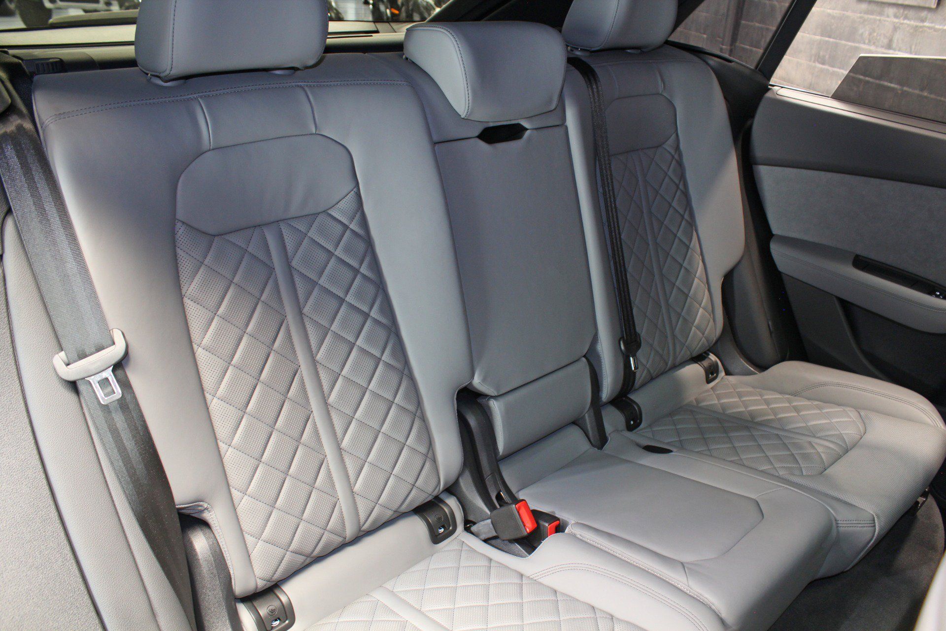 Used 2023 Audi SQ8 Premium Plus AWD/4WD image 44