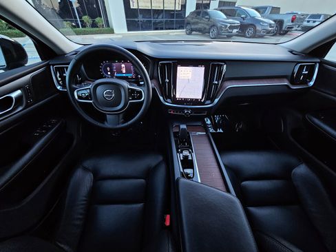 Used 2024 Volvo S60 B5 Plus image 16