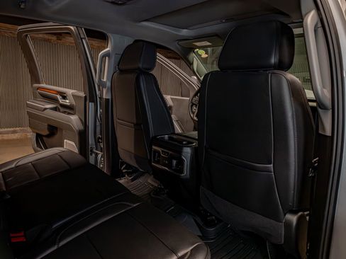 Used 2025 GMC Sierra 3500 Denali w/ Denali Reserve Package image 29