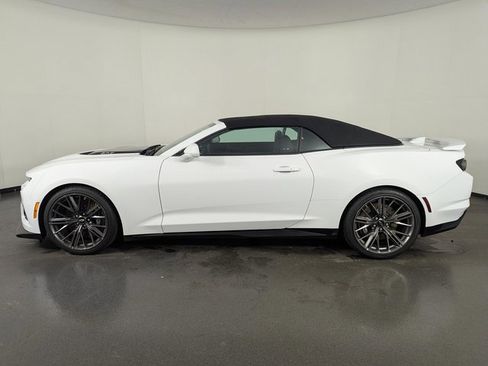 Used 2022 Chevrolet Camaro ZL1 image 8