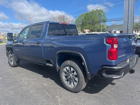New 2026 Chevrolet Silverado 2500 Custom w/ Custom Value Package AWD/4WD image 3