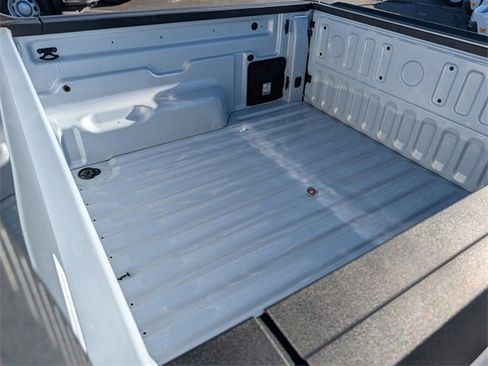 Certified 2025 Ford Maverick XLT w/ XLT Luxury Package image 24