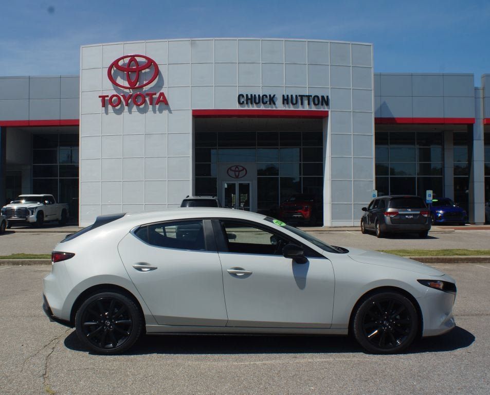 Used 2024 MAZDA MAZDA3 s FWD image 1