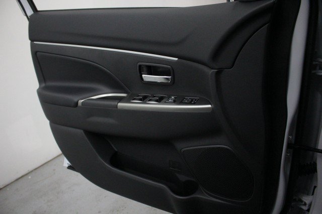 New 2026 Mitsubishi Outlander Sport SE AWD/4WD image 15