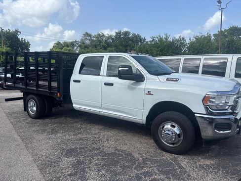Used 2024 RAM 3500 Tradesman w/ Chrome Appearance Group AWD/4WD image 1