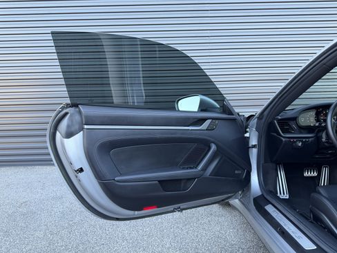 Certified 2023 Porsche 911 Carrera 4S image 17