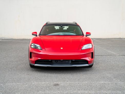 Used 2025 Porsche Taycan 4S image 6