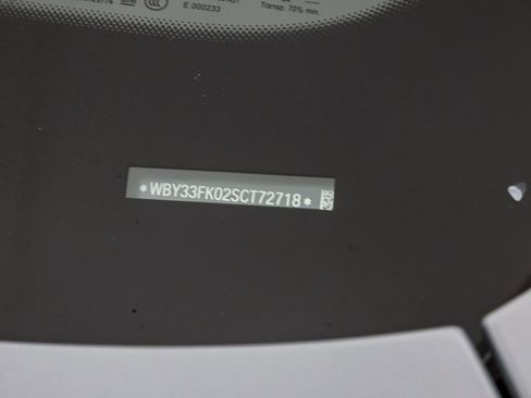 Certified 2025 BMW i5 eDrive40i w/ M Sport Package image 29