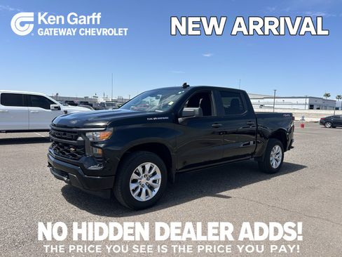 Used 2024 Chevrolet Silverado 1500 Custom AWD/4WD image 1