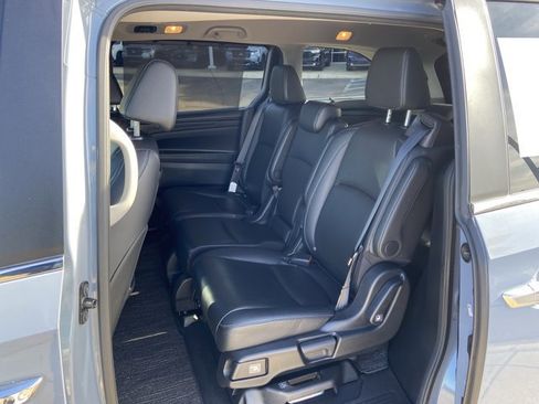 Used 2023 Honda Odyssey Touring image 15