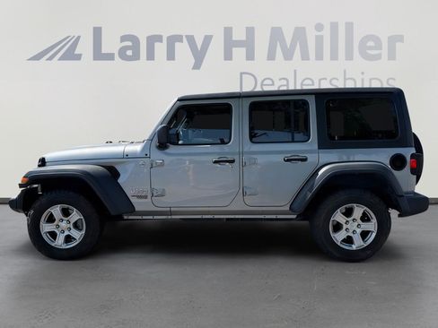 Used 2020 Jeep Wrangler Unlimited Sport S AWD/4WD image 2