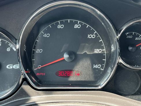 Used 2005 Pontiac G6 GT image 33