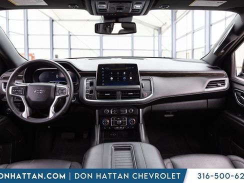 Used 2024 Chevrolet Tahoe Z71 w/ Luxury Package AWD/4WD image 4