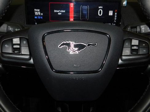 Used 2023 Ford Mustang Mach-E Select image 27