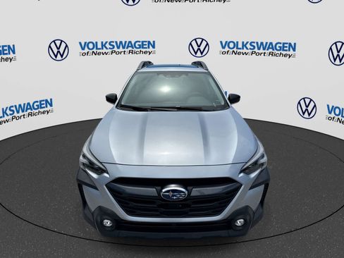 Used 2024 Subaru Outback Premium AWD/4WD image 17