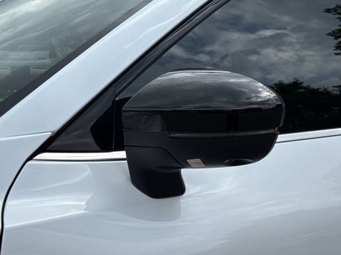 New 2026 Nissan Pathfinder SL FWD image 29