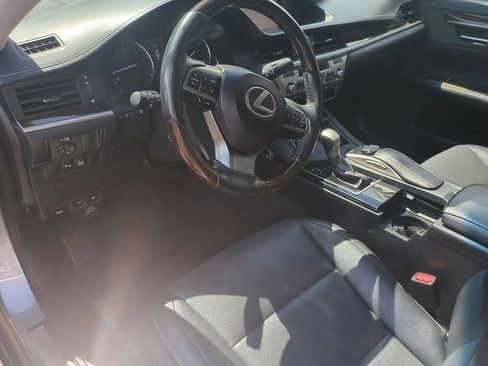 Used 2016 Lexus ES 350 w/ Navigation System Package FWD image 9