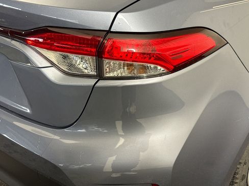 Used 2023 Toyota Corolla LE FWD image 33