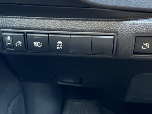 Used 2024 Toyota Corolla SE FWD image 33