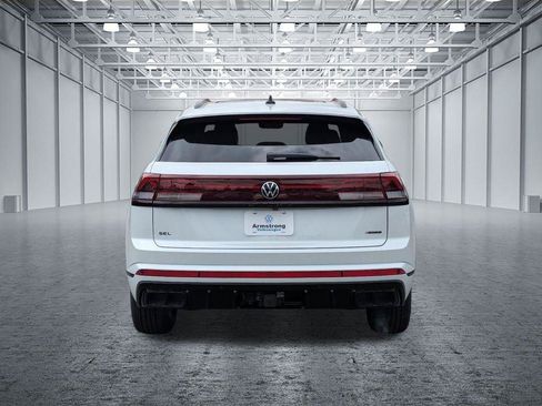New 2026 Volkswagen Atlas Cross Sport SEL R-Line AWD/4WD image 4