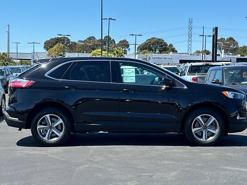 Certified 2023 Ford Edge SEL w/ Convenience Package AWD/4WD image 4