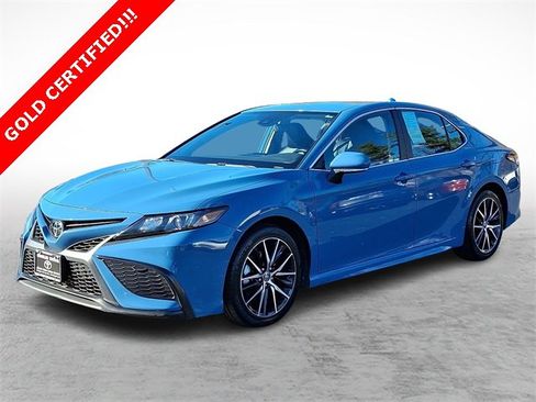 Certified 2023 Toyota Camry SE image 3