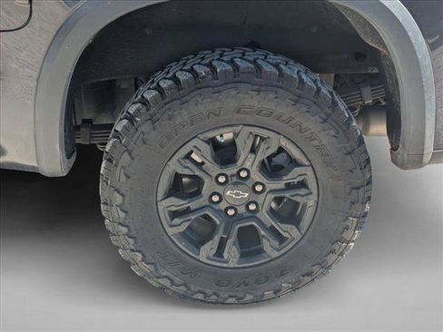 Used 2022 Chevrolet Silverado 1500 ZR2 w/ Technology Package image 5