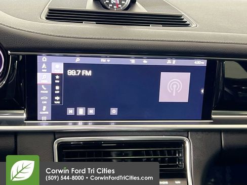 Used 2021 Porsche Panamera 4S w/ Premium Package image 22