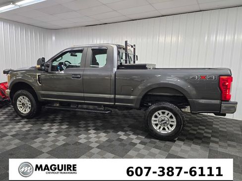 Used 2018 Ford F350 XL AWD/4WD image 4