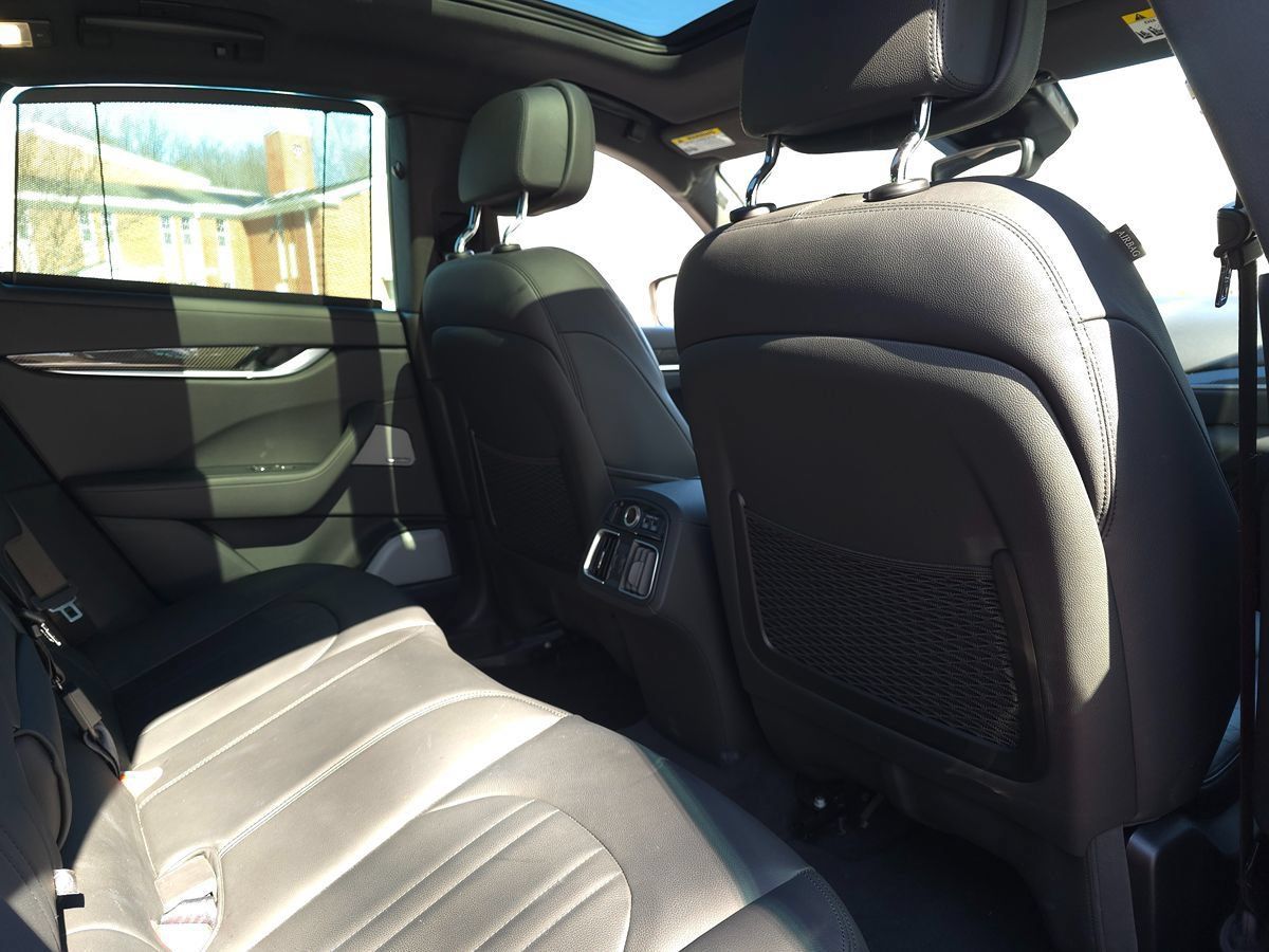 Used 2023 Maserati Levante Modena AWD/4WD image 19