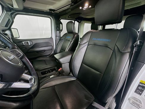 Used 2022 Jeep Wrangler Unlimited Rubicon 4xe w/ Cold Weather Group image 13