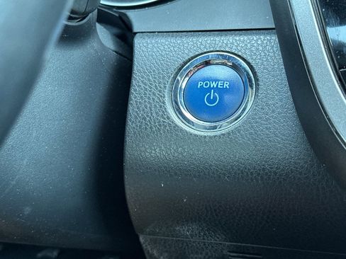 Used 2022 Toyota Camry XSE FWD image 21