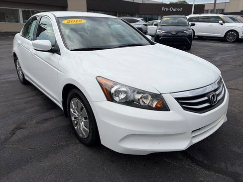Used 2012 Honda Accord LX image 2