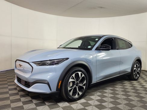 New 2026 Ford Mustang Mach-E Select w/ Comfort Package image 3