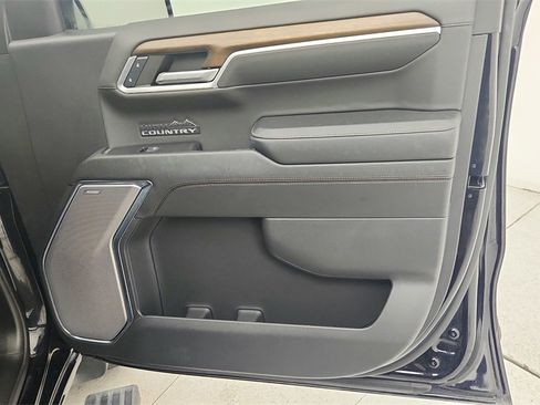 Used 2024 Chevrolet Silverado 1500 High Country w/ Midnight Edition image 33