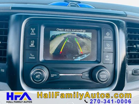 Used 2017 RAM 1500 Express AWD/4WD image 27