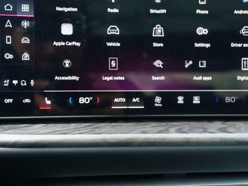 Used 2025 Audi Q5 Premium Plus w/ Premium Plus image 27