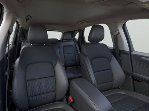 New 2025 Ford Escape SE w/ Class II Trailer Tow Package image 10