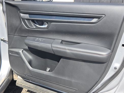 Used 2023 Honda CR-V Sport image 6